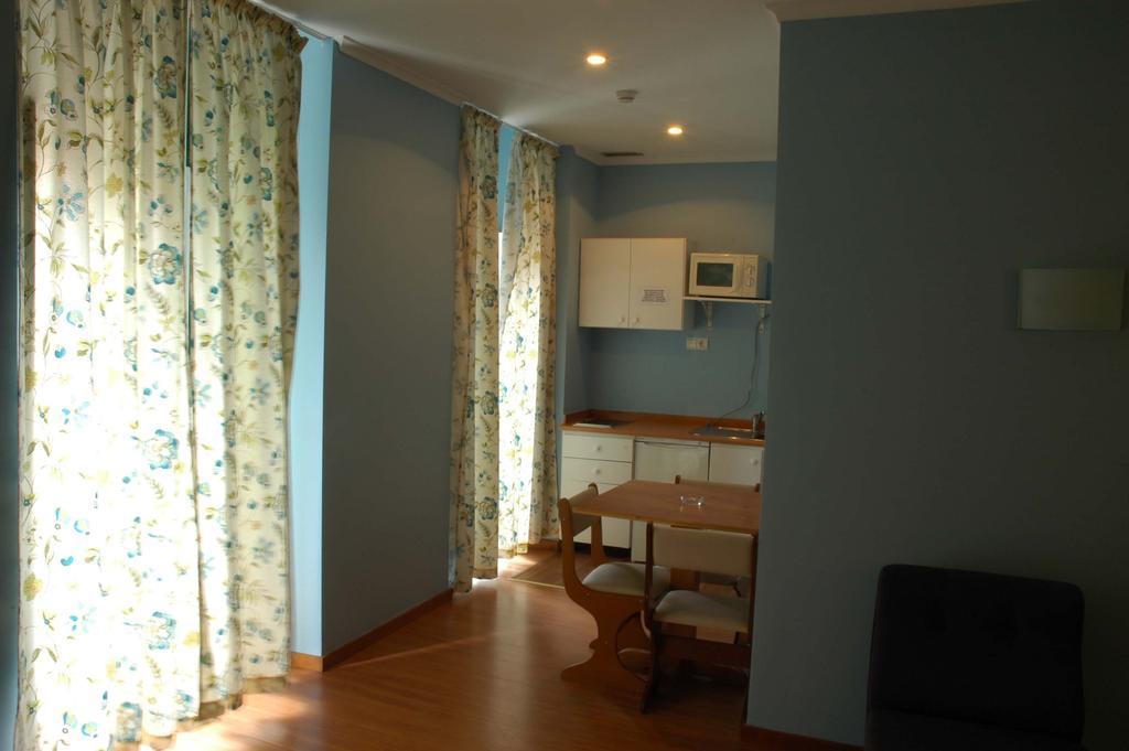 Pensao Residencial Roma Hotel Lisbon Exterior photo